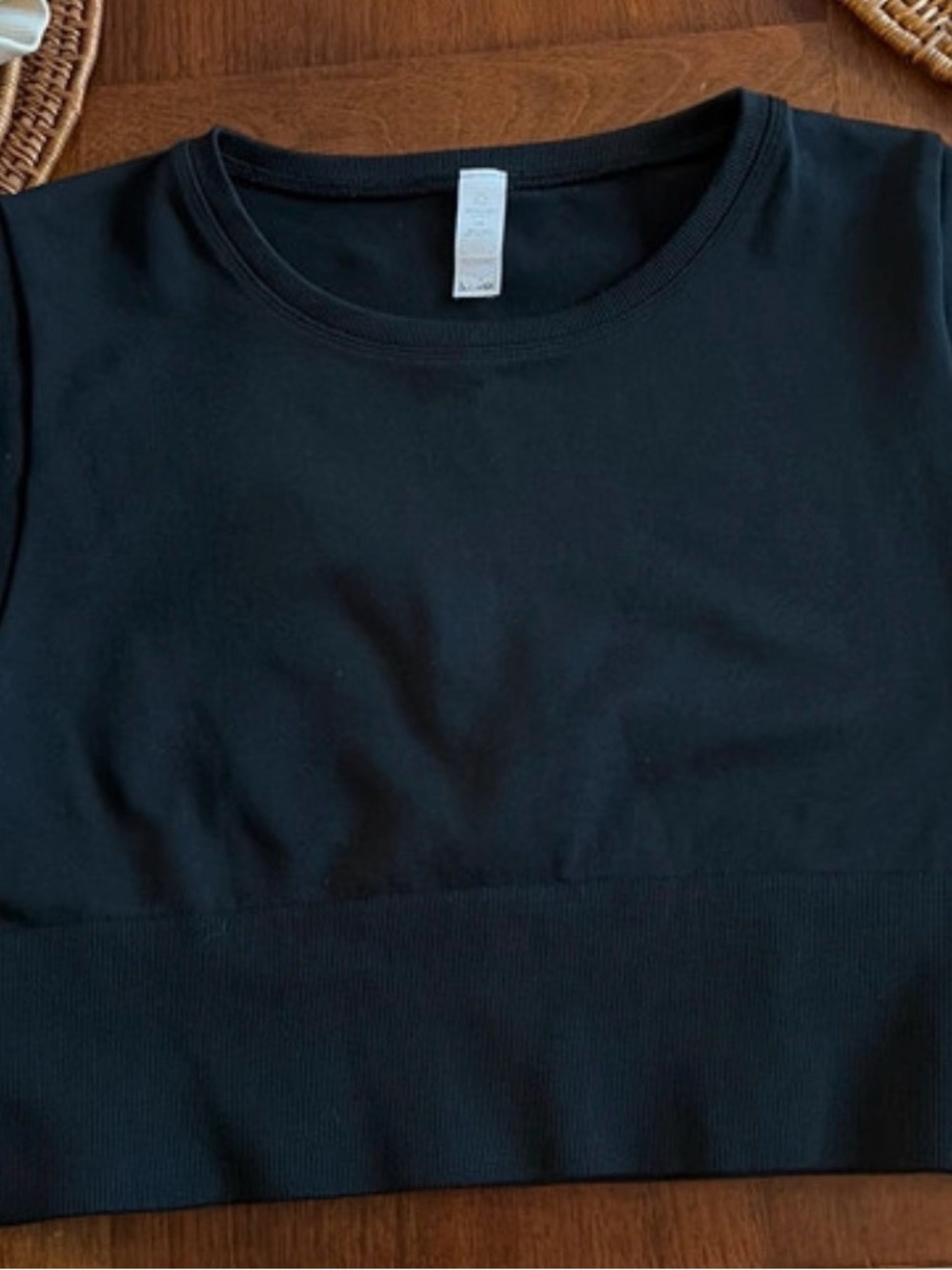 aerie Black Short Sleeve Crewneck Crop Tee